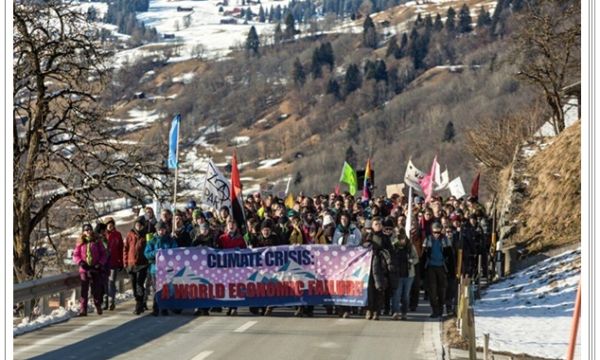 Sociedad civil no resigna sus críticas